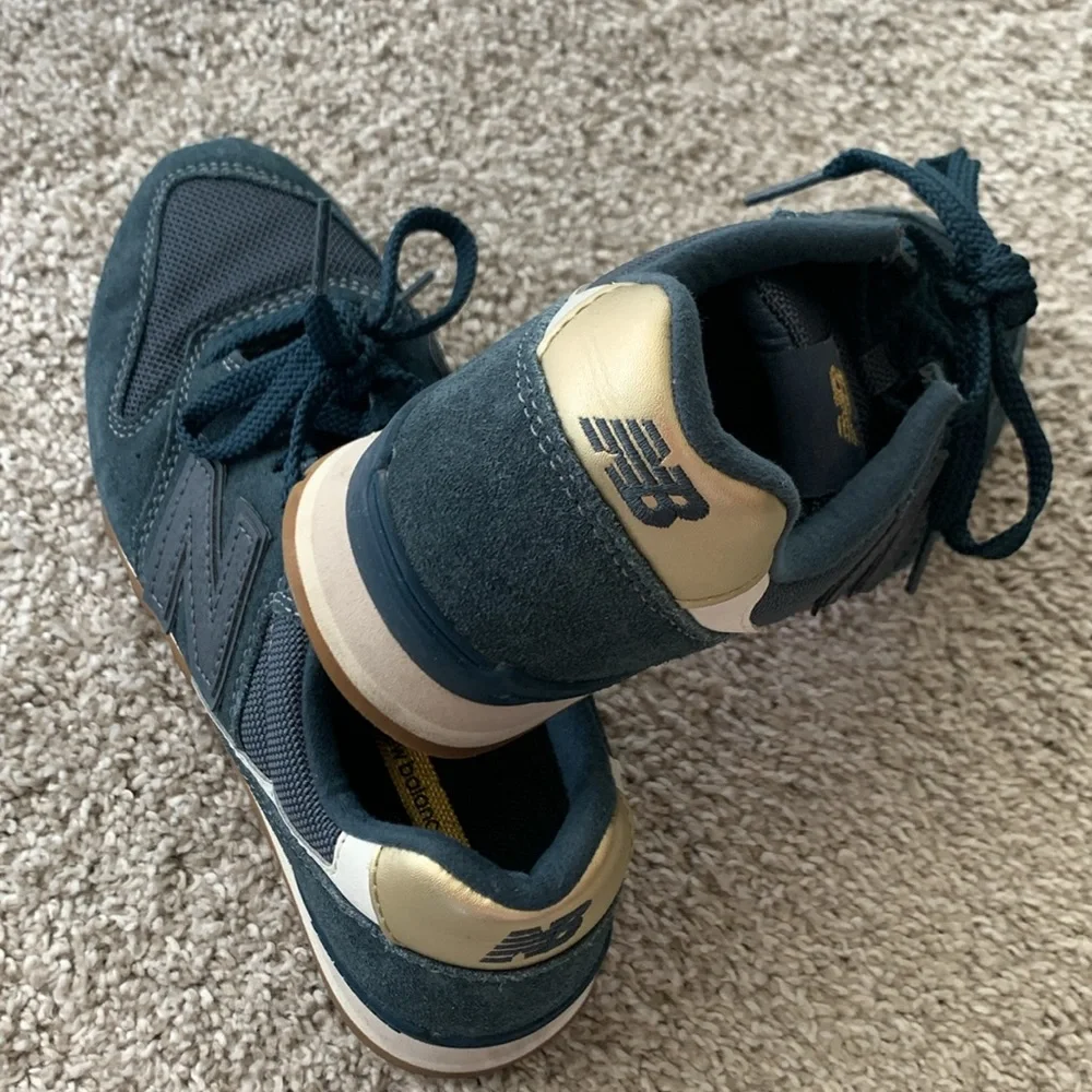New Balance 996 - Picture 2 of 5